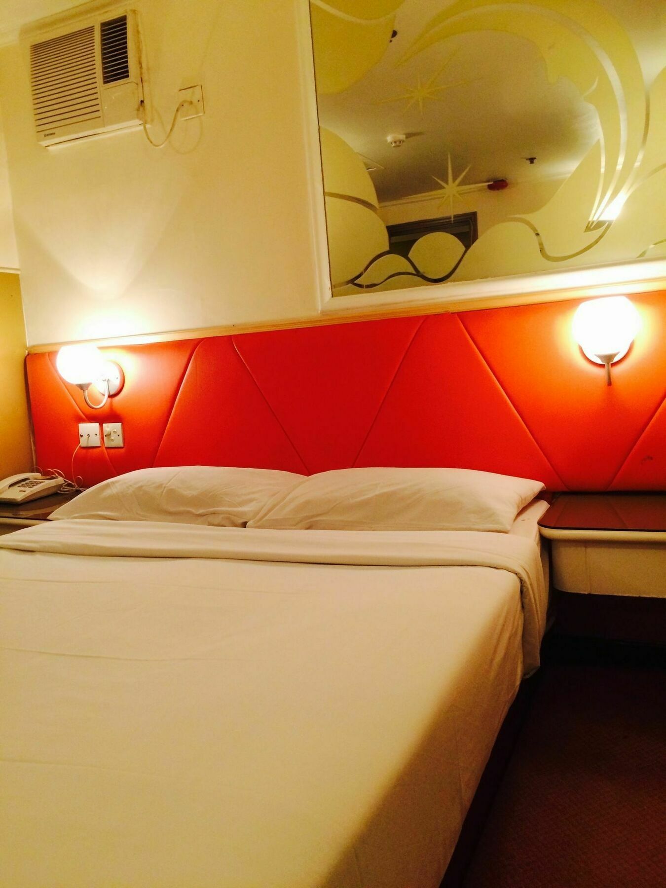 J Hotel Hongkong Exterior foto